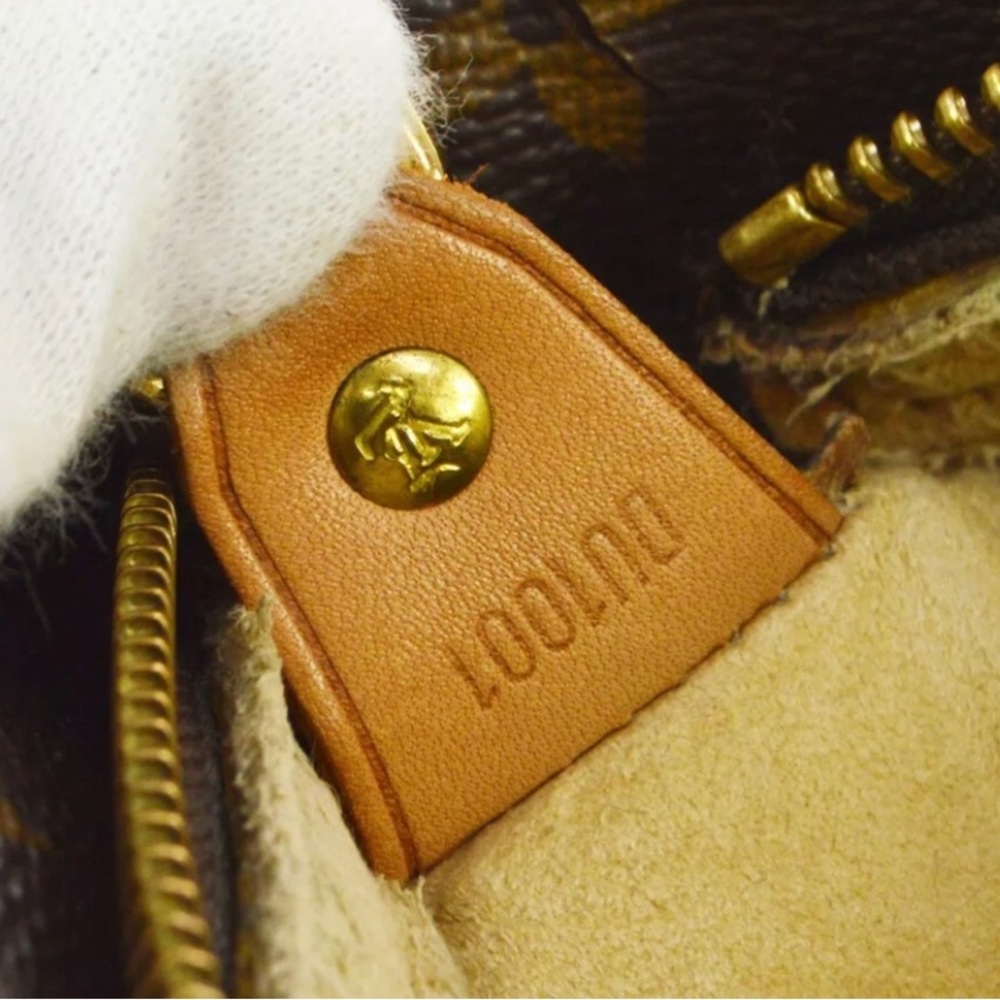 Authentic Louis Vuitton Looping GM tote - Picture 13 of 14